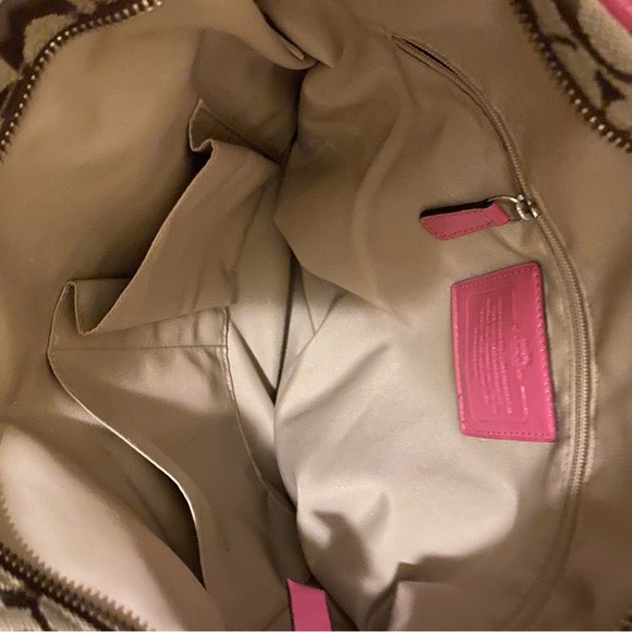 NWOTCoach zip top signature stripe tote canvas and patent leather - Picture 3 of 8